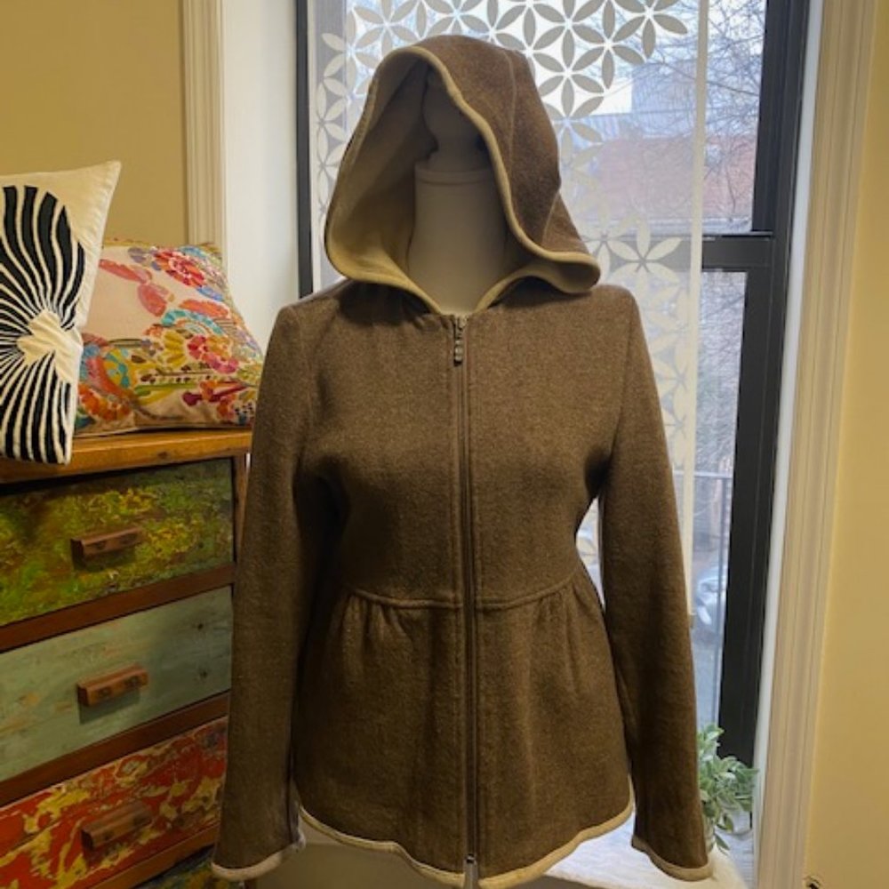 Feminine Hooded Zip Sweater